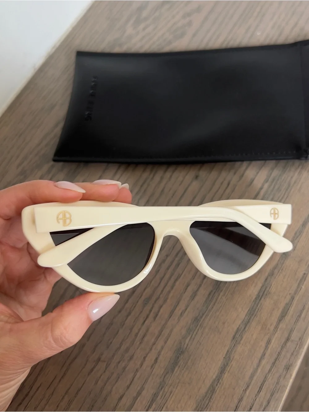 Anine Bing Sedona Sunglasses in Ivory White New - Picture 3 of 7